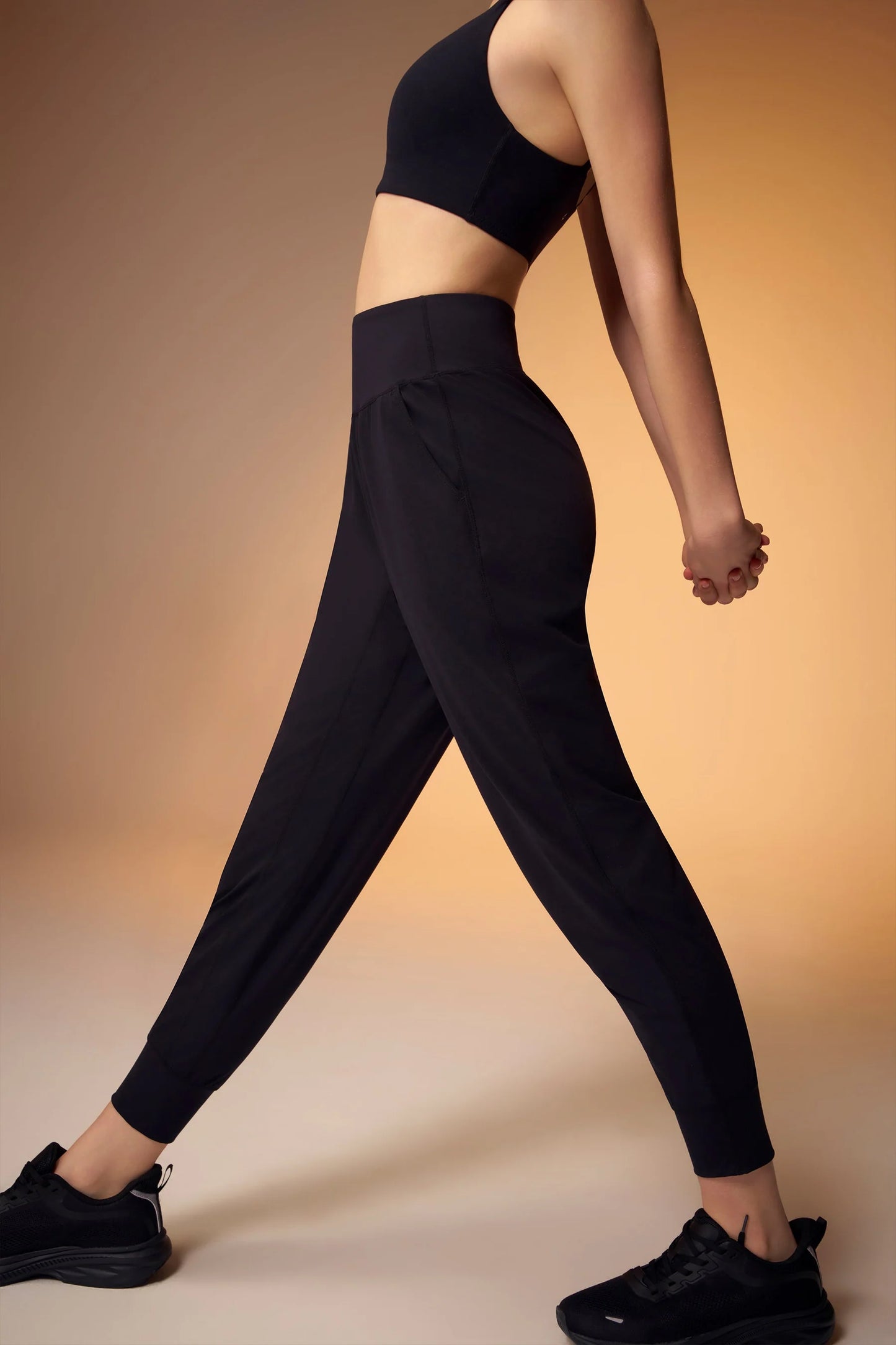 Airy Feel Jogger Legging